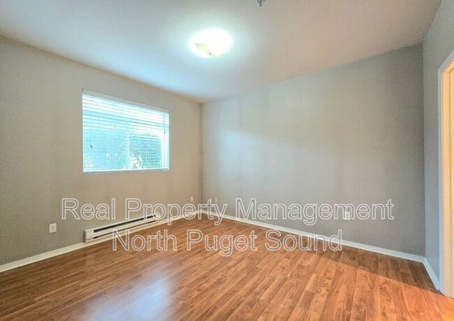 Building Photo - 18930 Bothell Everett Hwy