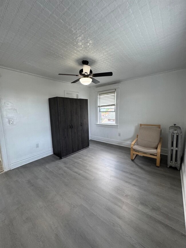 Building Photo - 1114 79th St