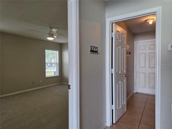 Building Photo - 1645 Algonkin Loop