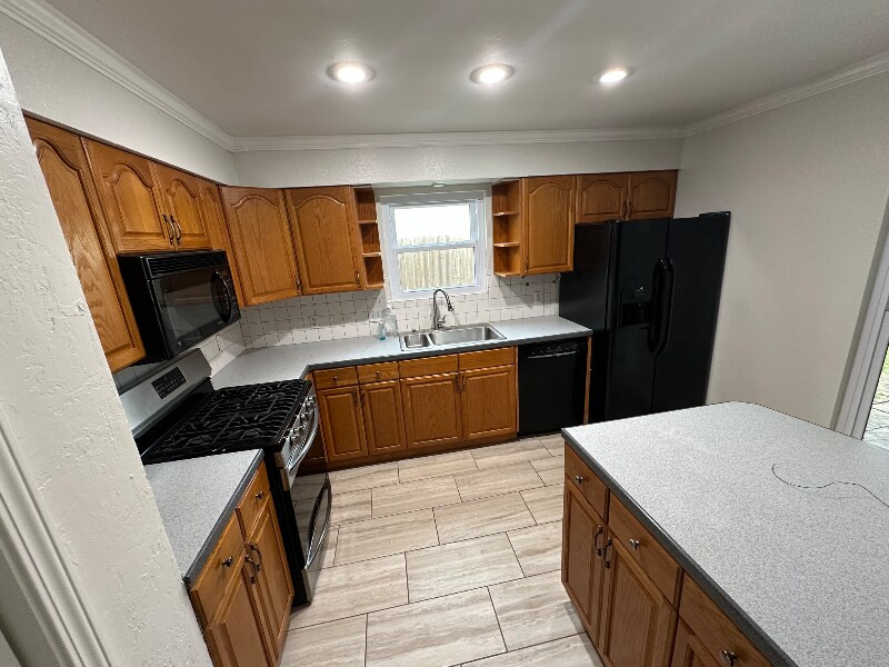 Building Photo - 7934 Grandridge Dr