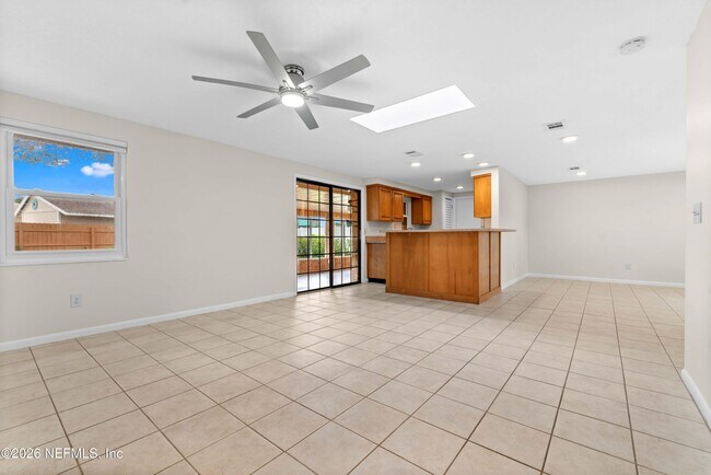 Building Photo - 250 Nautical Blvd S
