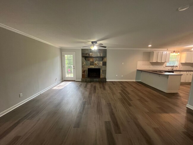 Building Photo - Sherwood Rental