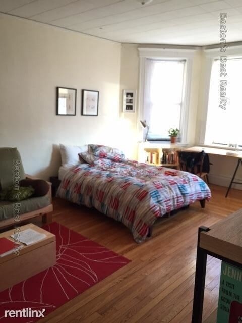 Building Photo - 1111 Boylston St