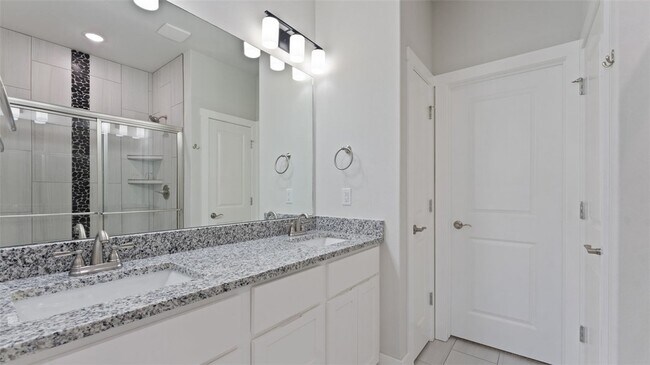 Building Photo - 451 Azurite Rd