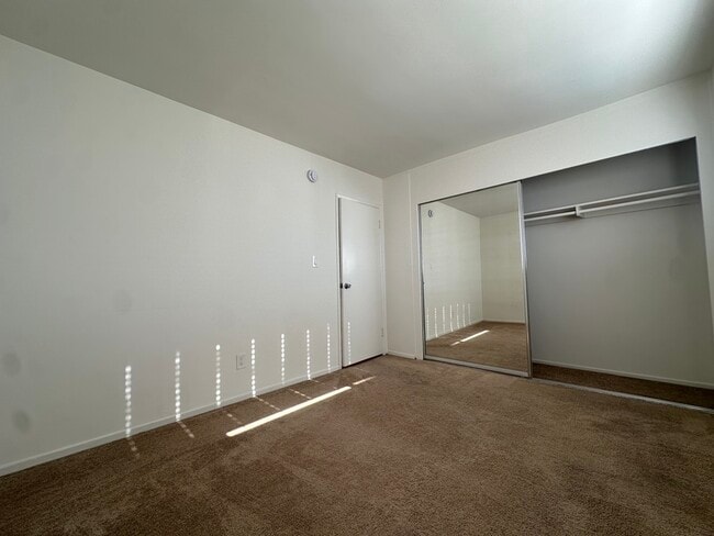 Building Photo - 23 Thornton Ave