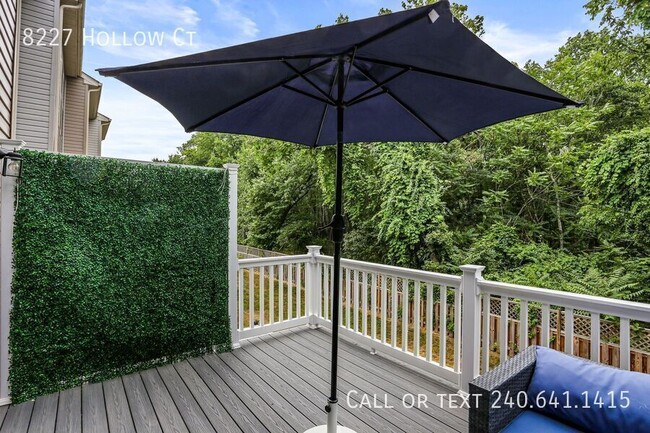Building Photo - 8227 Hollow Ct