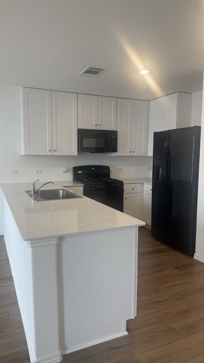 Building Photo - "Spacious 4-Bed Oasis with 2.5 Baths on Tiny Moons Way, Elgin - 2000 Sq Ft of Comfort!"  Back to ...