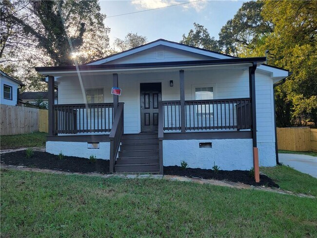 Primary Photo - 768 4th St