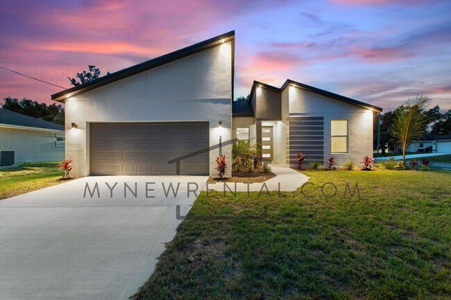 Building Photo - Deposit-Free! Modern, energy efficient hom...