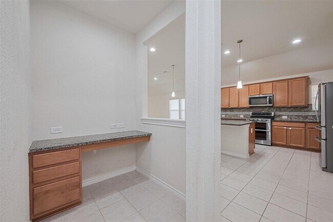 Building Photo - 6723 Widdenbrook Trace