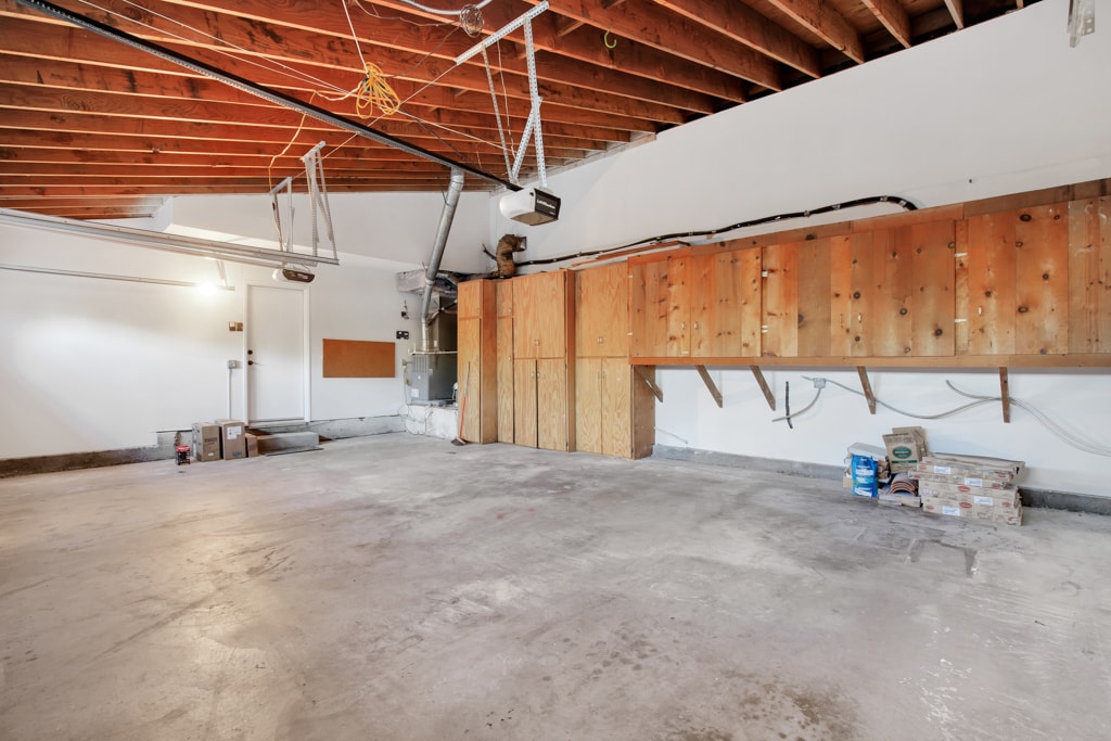 Building Photo - 23450 Park Hermosa