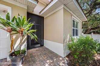Building Photo - 121 Seminole Ln