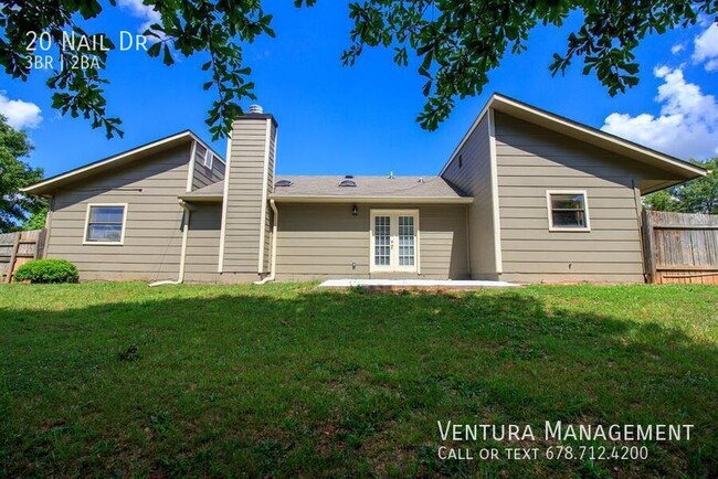 Building Photo - Charming 3-Bedroom Ranch with Spacious Bac...