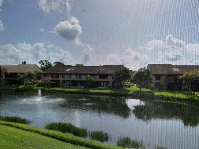 Building Photo - 5555 Ashton Way