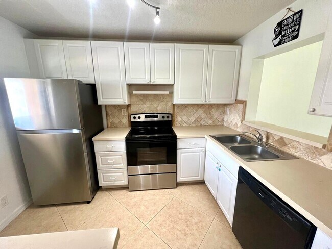 Primary Photo - 9431 Boca Cove Cir