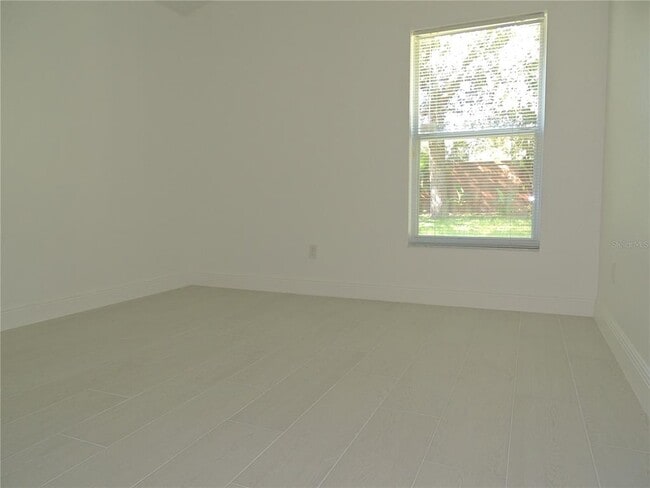 Building Photo - 10006 Brodbeck Blvd