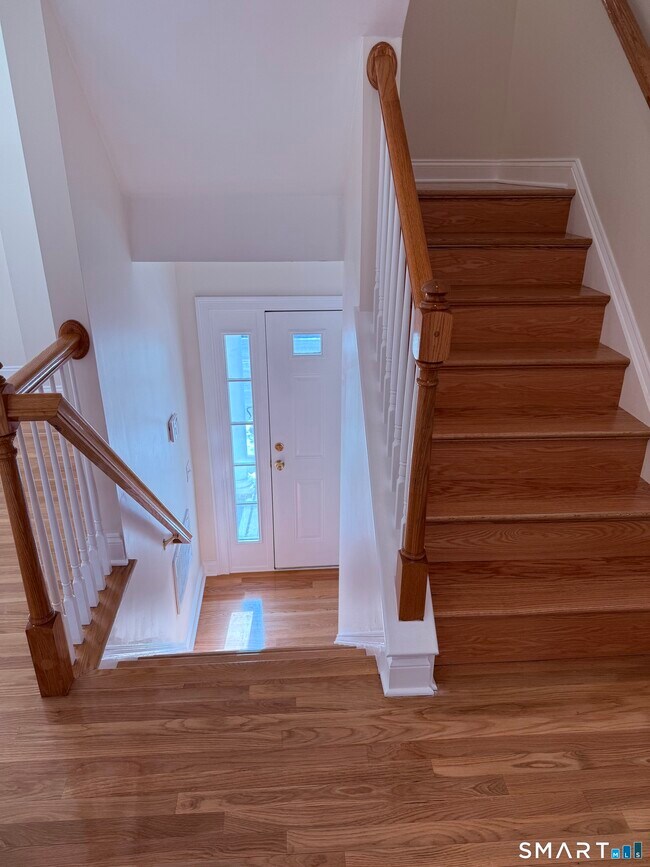 Building Photo - 1707 Summer St