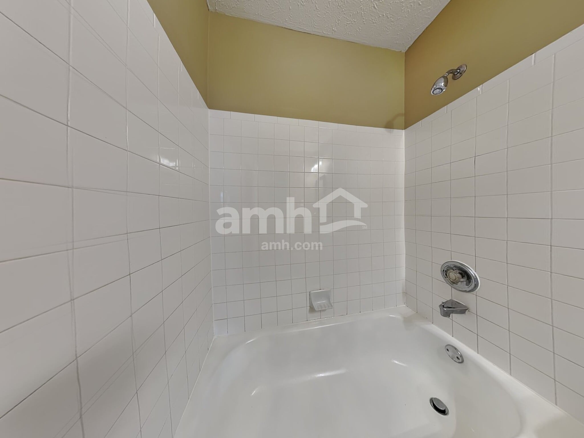 Building Photo - 640 Linden Creek