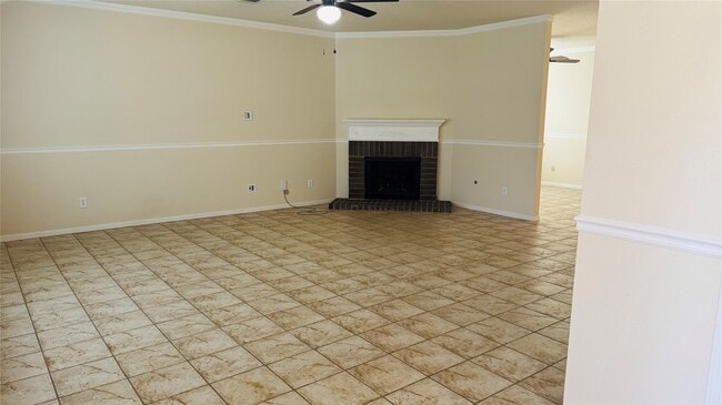 Building Photo - 5808 Forest Timbers Dr