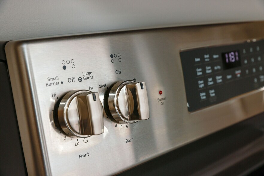 Building Photo - 3288 Snaffle Rd