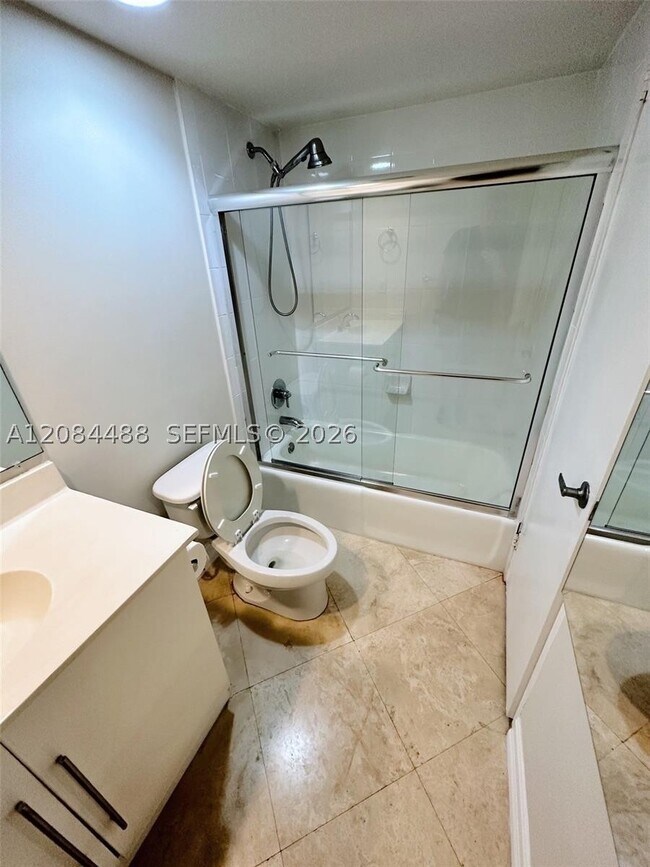 Building Photo - 3000 S Ocean Dr
