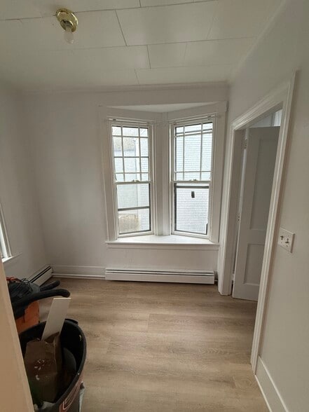 Building Photo - 25 Leyden St