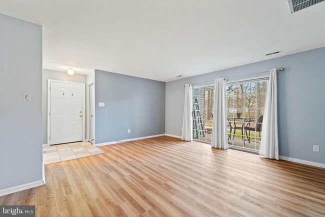 Building Photo - 1607 Hawthorne Ct