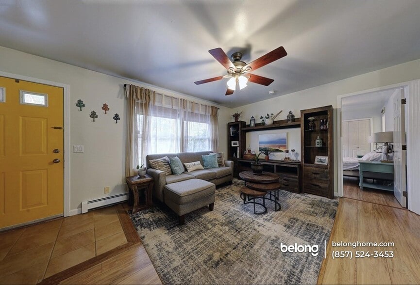 Building Photo - 548 Linwood St