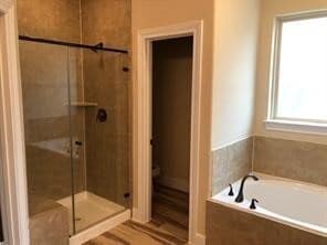 Building Photo - 8410 Willow Wds Ct