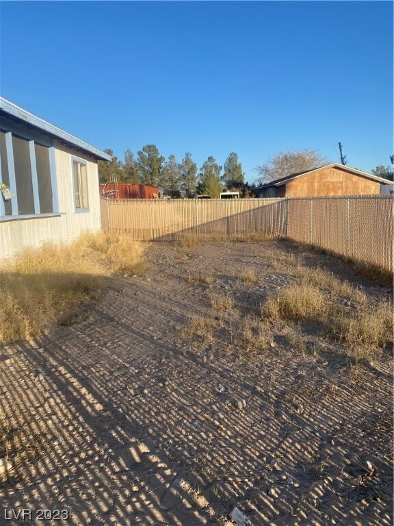 Building Photo - 1050 Jeane Ave