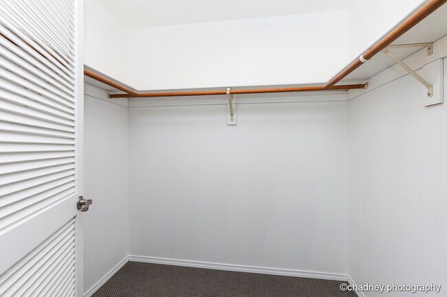 Building Photo - 1633 SW 22nd St