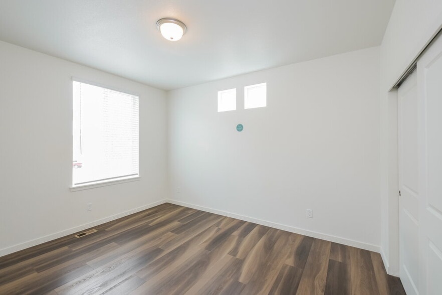 Building Photo - 18574 E 47th Pl