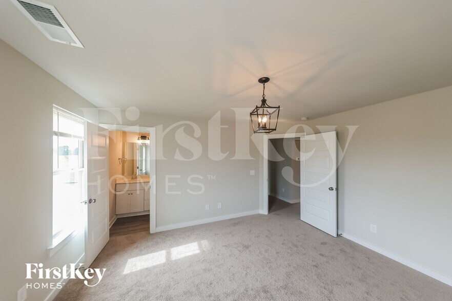 Building Photo - 31 Co Rd 1702