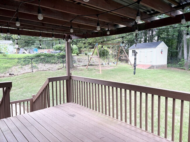 Building Photo - 501 Hearthstone Ridge