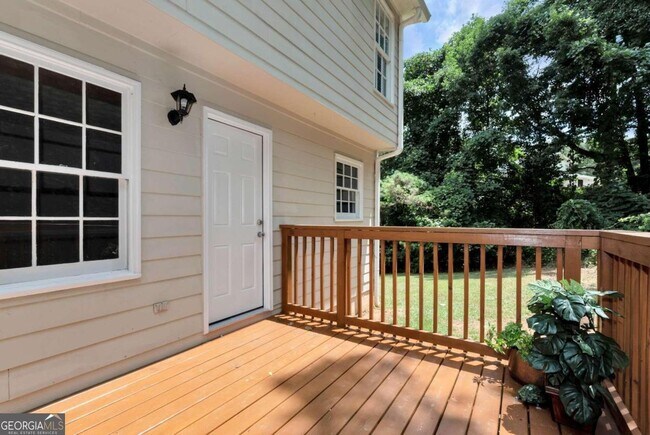 Building Photo - 3860 Maple Wood Trail