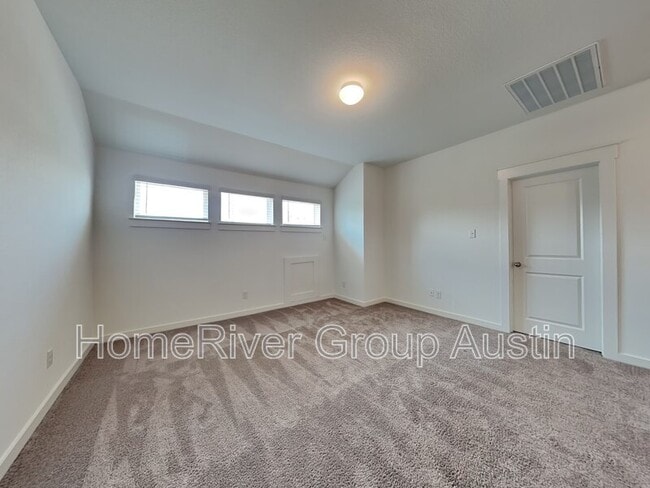 Building Photo - 17202 Leafroller Dr