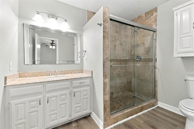 Building Photo - 2865 Meadowbrook Dr