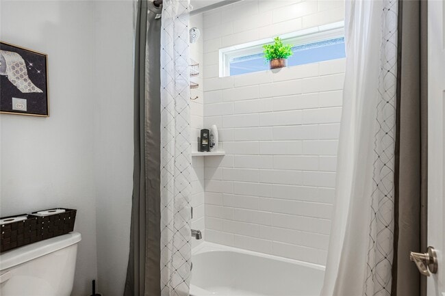 Building Photo - 638 Paisley Harbor Ct