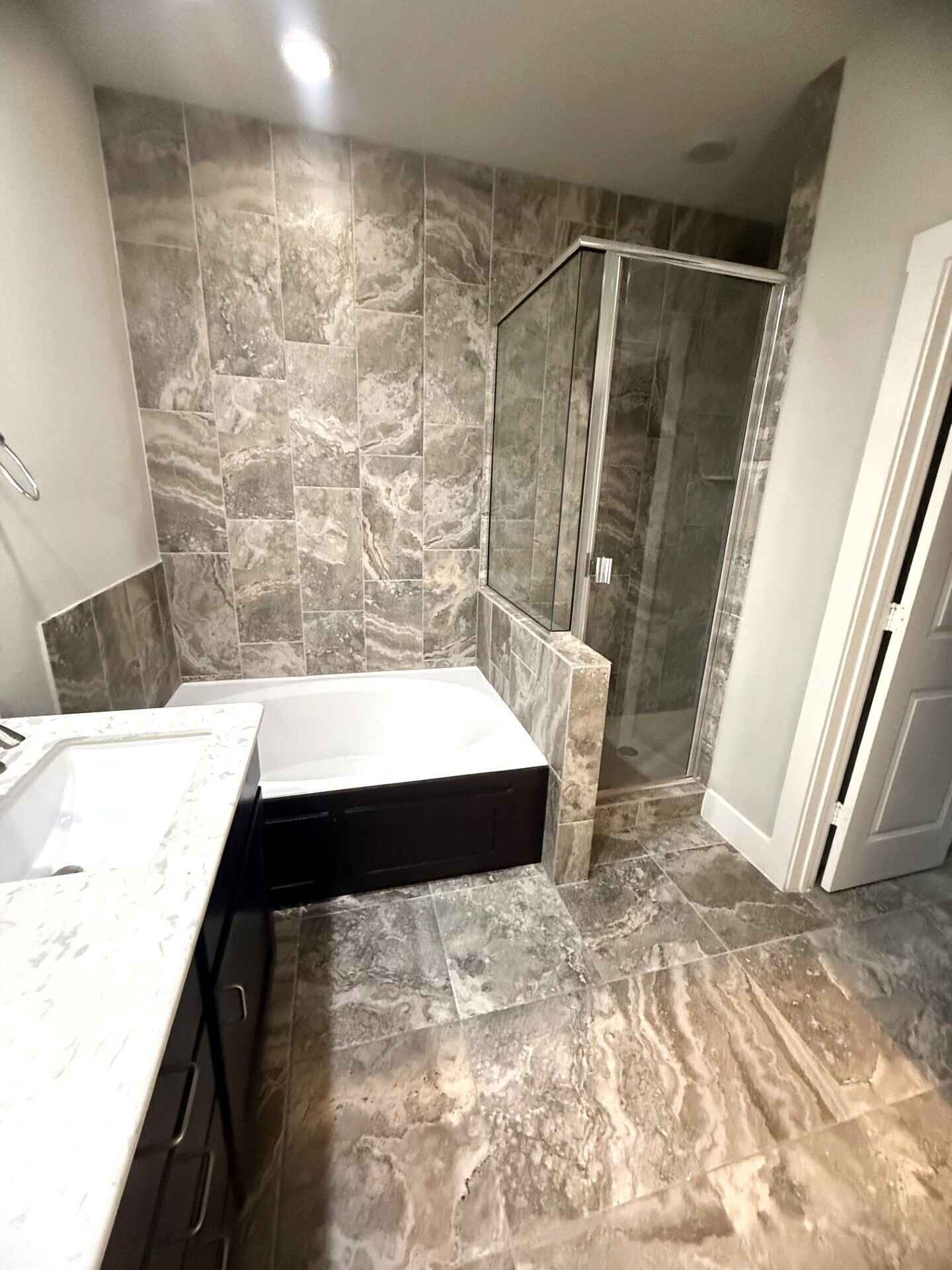 Building Photo - 1310 Rancho Mirage Dr