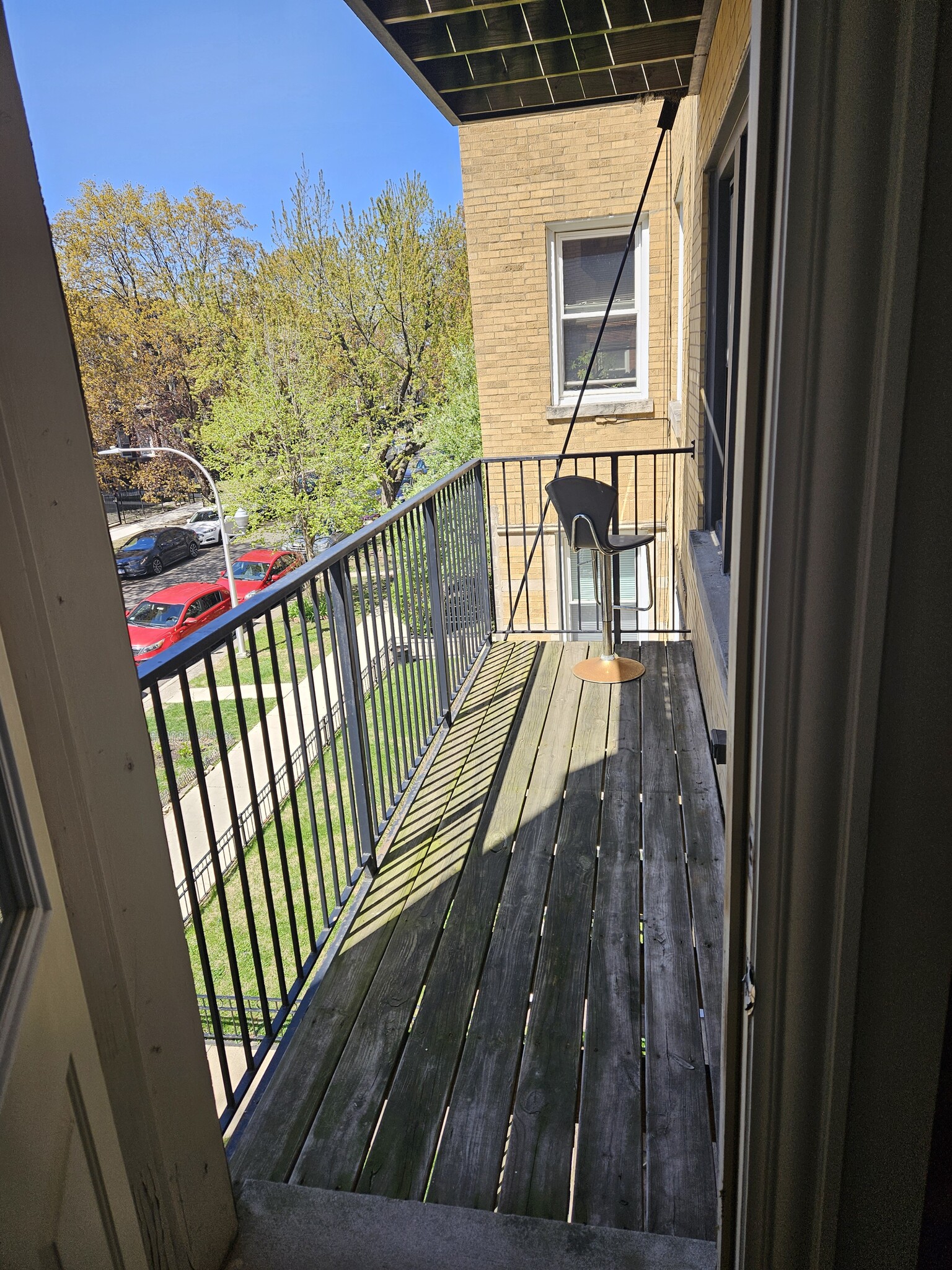 Balcony - 6503 N Mozart St