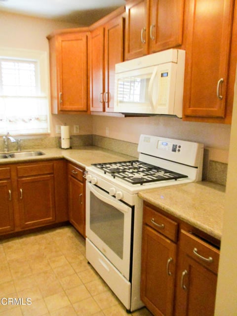 Building Photo - 1807 E Glenoaks Blvd