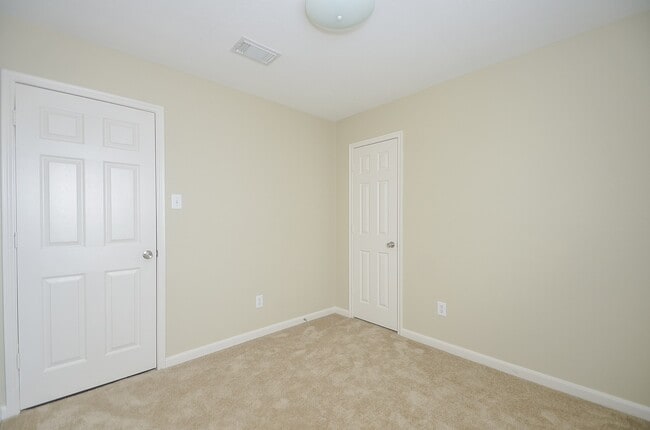 Building Photo - 7211 Towering Pine Ln