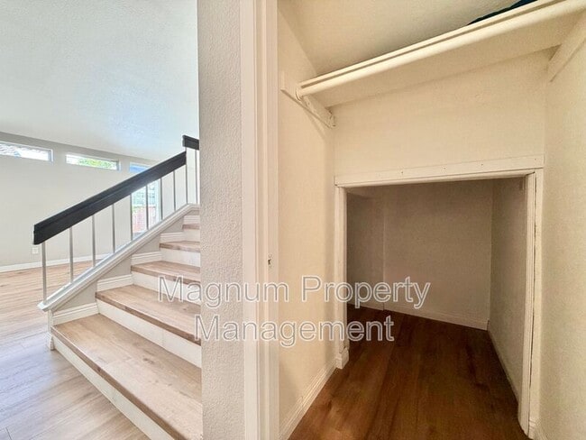 Building Photo - 25211 Corte Sombrero