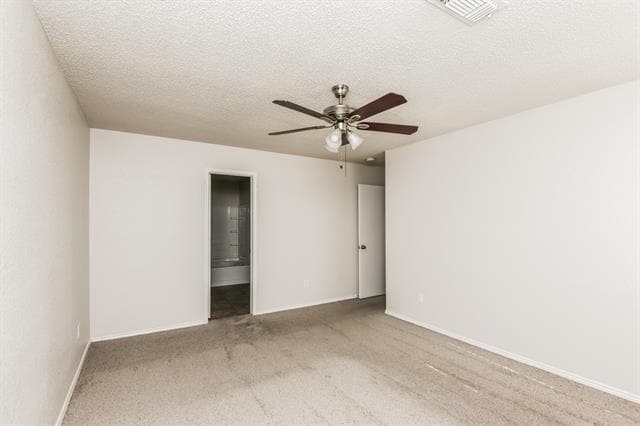 Building Photo - 1359 Lincolnshire Way