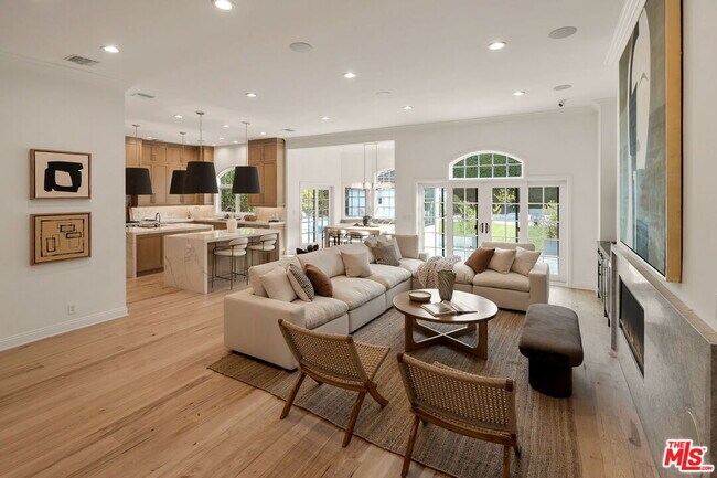 Building Photo - 280 Homewood Rd