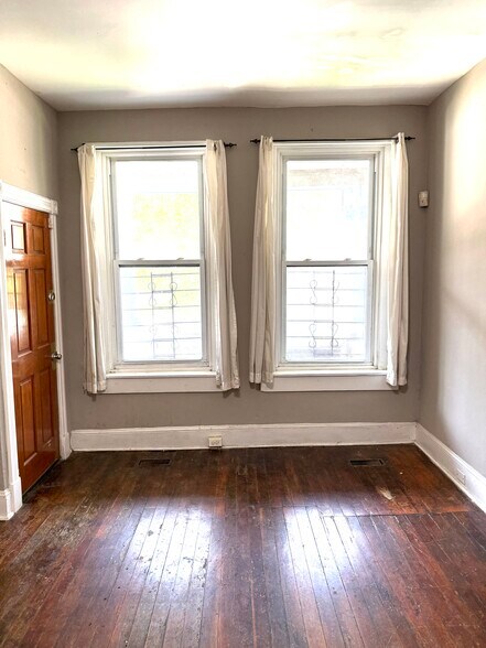 Building Photo - 3103 N Calvert St