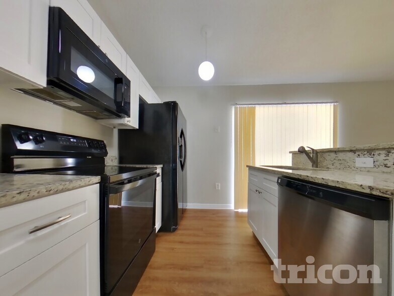 Building Photo - 228 Danville Dr