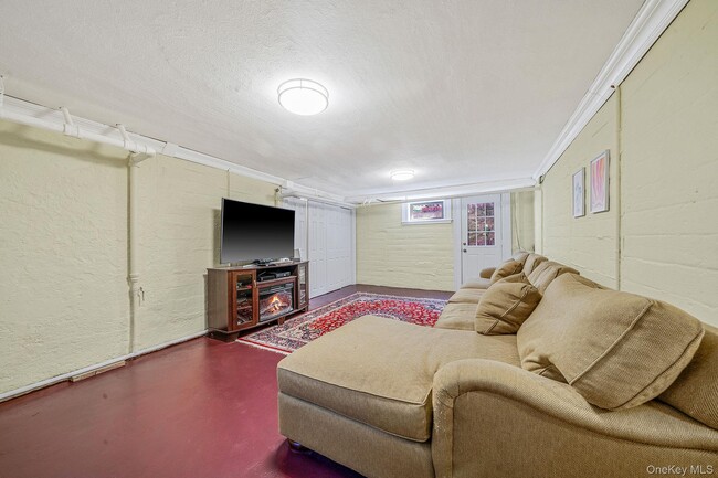 Building Photo - 1 Prospect Ave