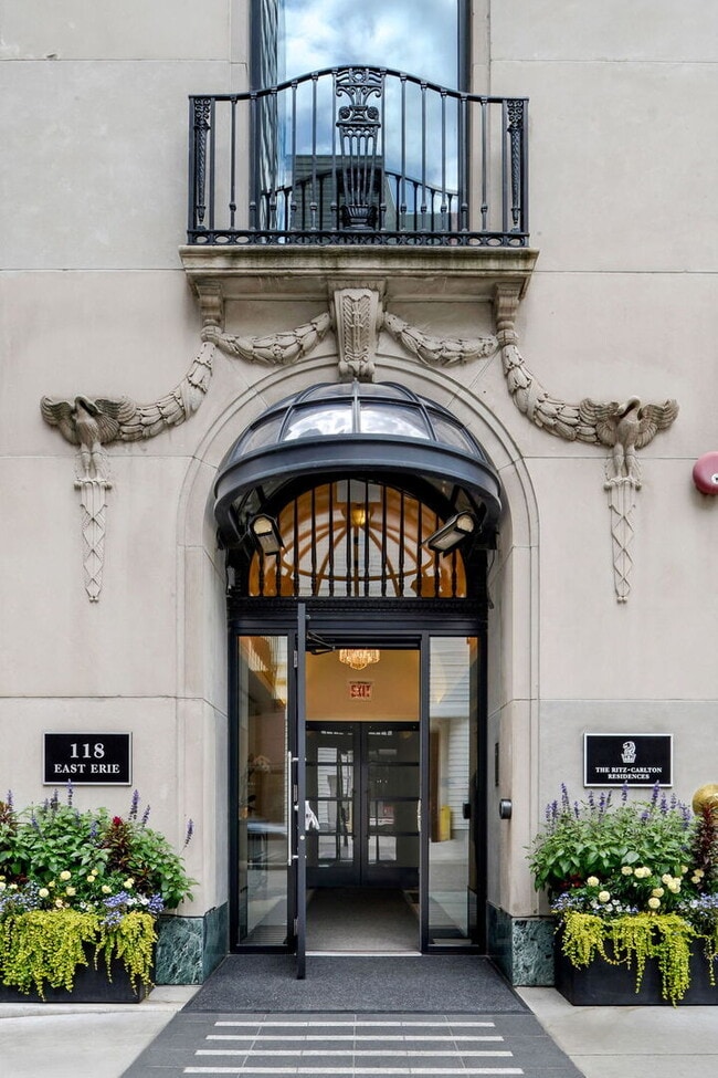 Building Photo - 118 E Erie St