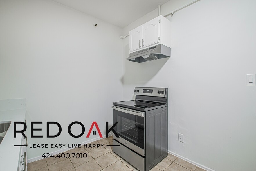 Building Photo - 5233 Monte Vista St